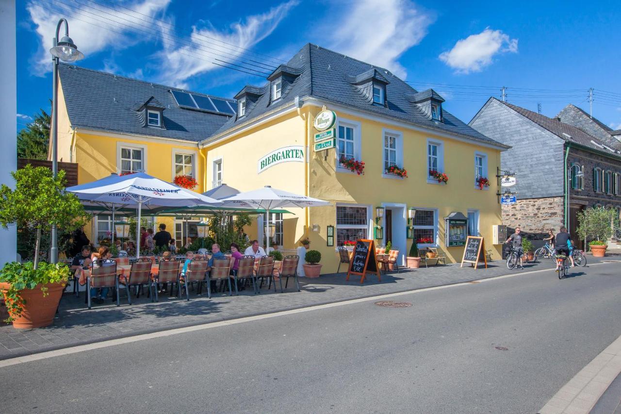 Hotel Zur Post Mulheim an der Mosel Esterno foto