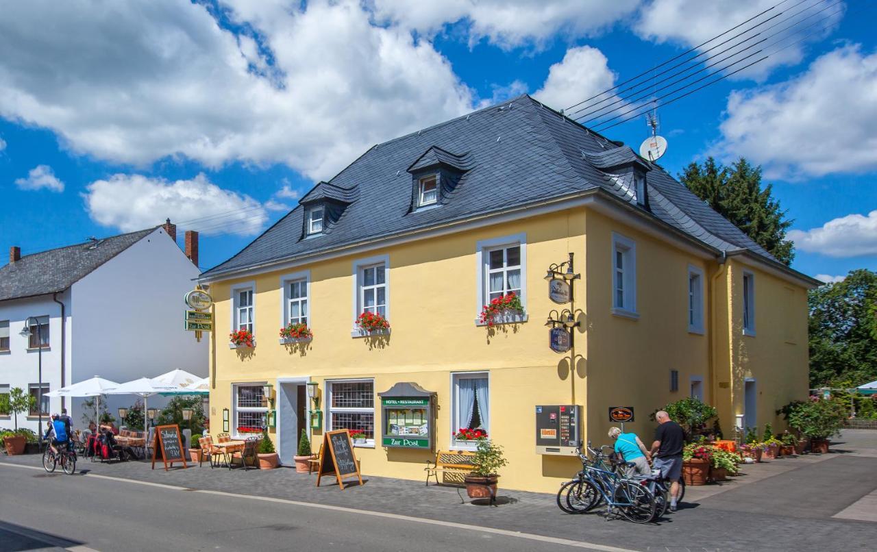 Hotel Zur Post Mulheim an der Mosel Esterno foto