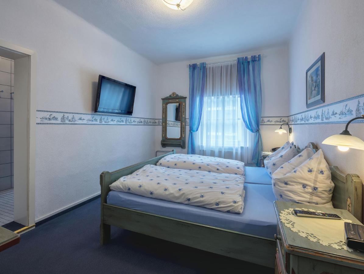 Hotel Zur Post Mulheim an der Mosel Esterno foto