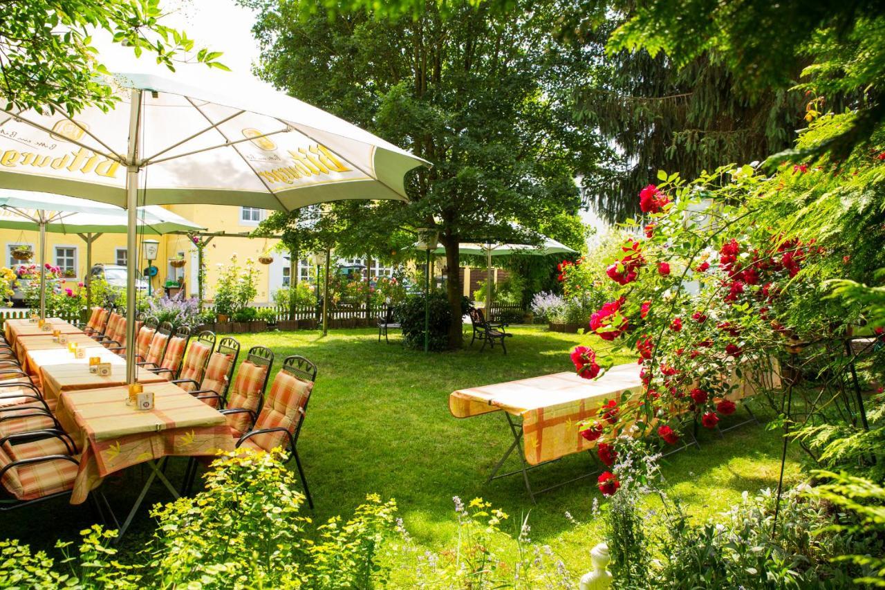 Hotel Zur Post Mulheim an der Mosel Esterno foto