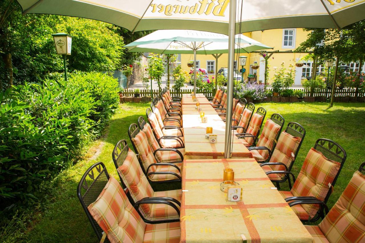 Hotel Zur Post Mulheim an der Mosel Esterno foto