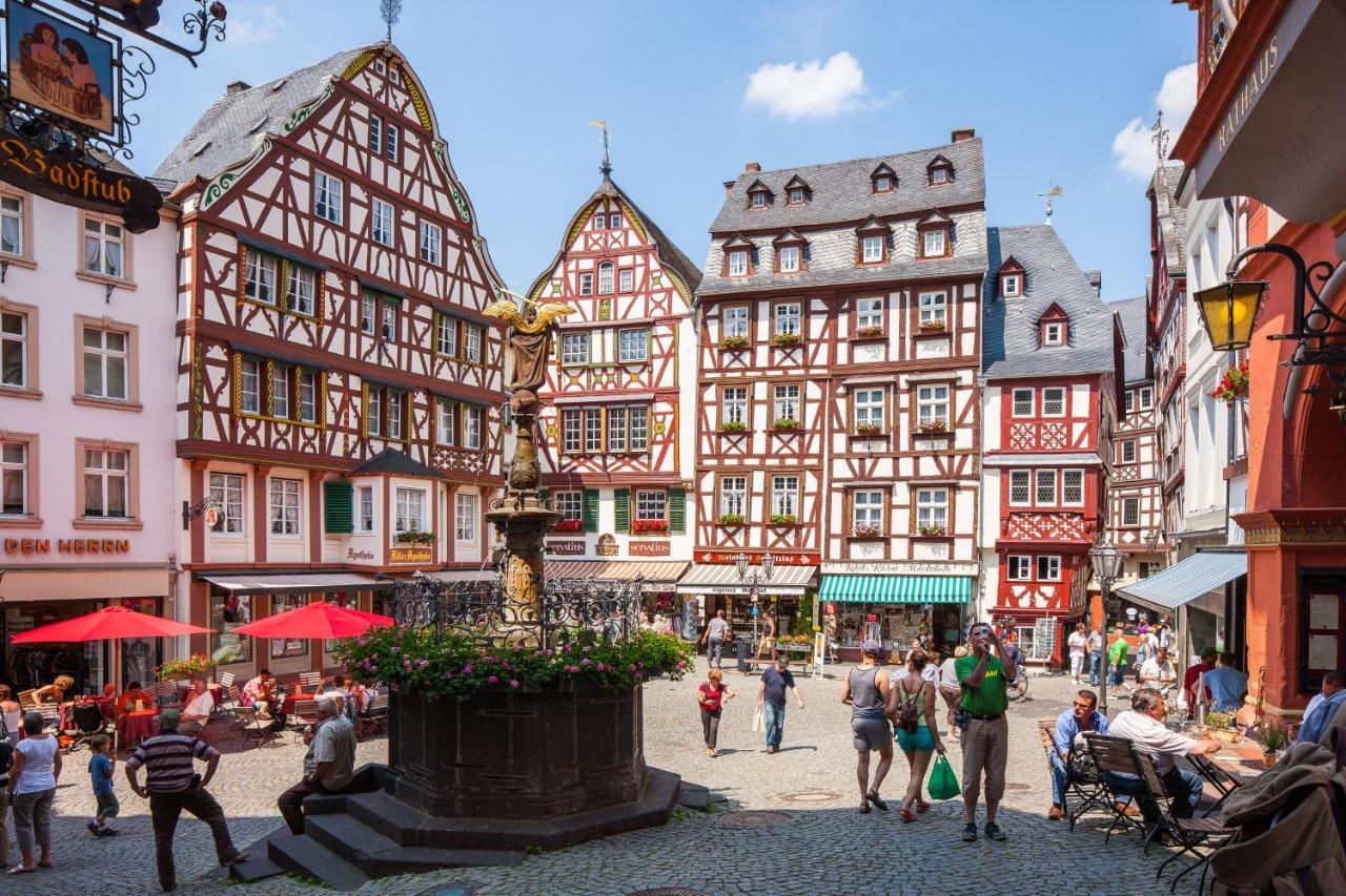 Hotel Zur Post Mulheim an der Mosel Esterno foto