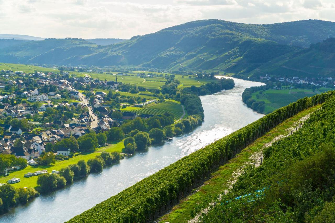 Hotel Zur Post Mulheim an der Mosel Esterno foto