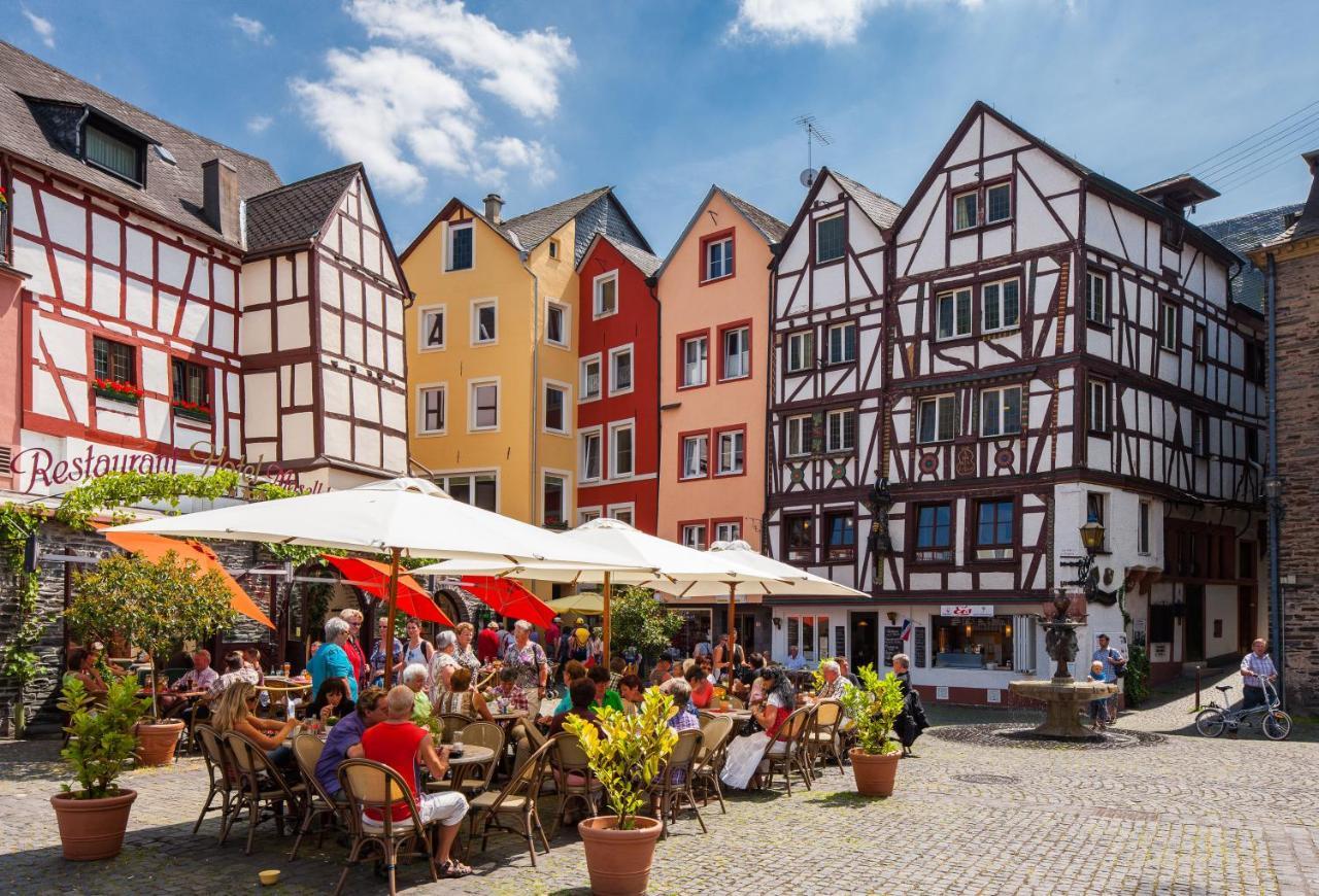 Hotel Zur Post Mulheim an der Mosel Esterno foto