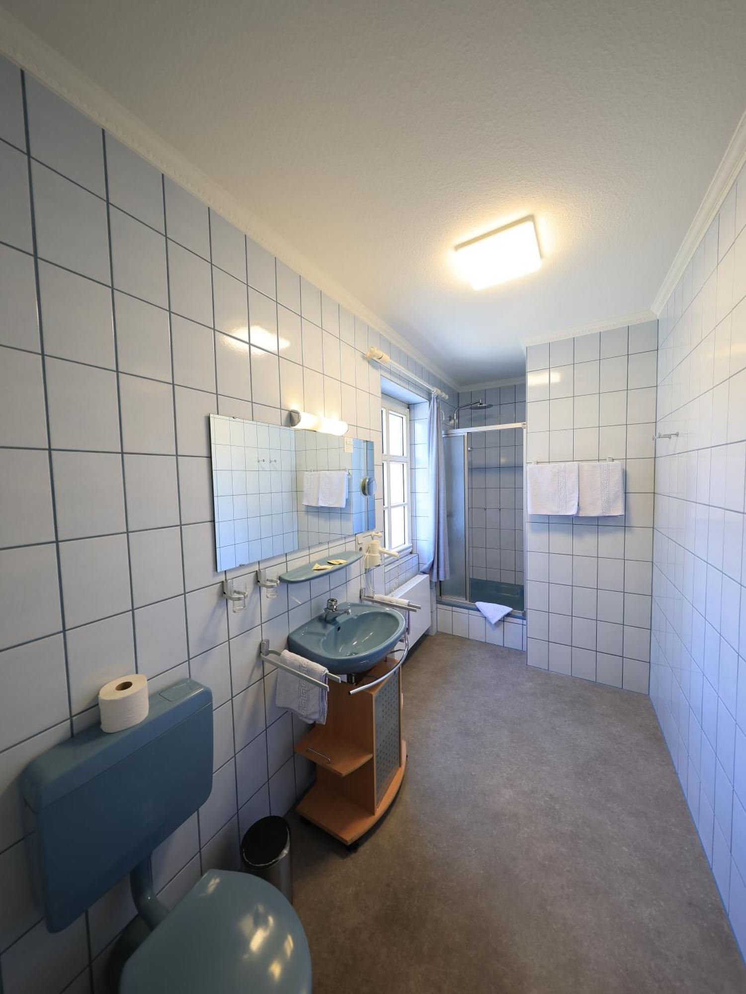 Hotel Zur Post Mulheim an der Mosel Esterno foto