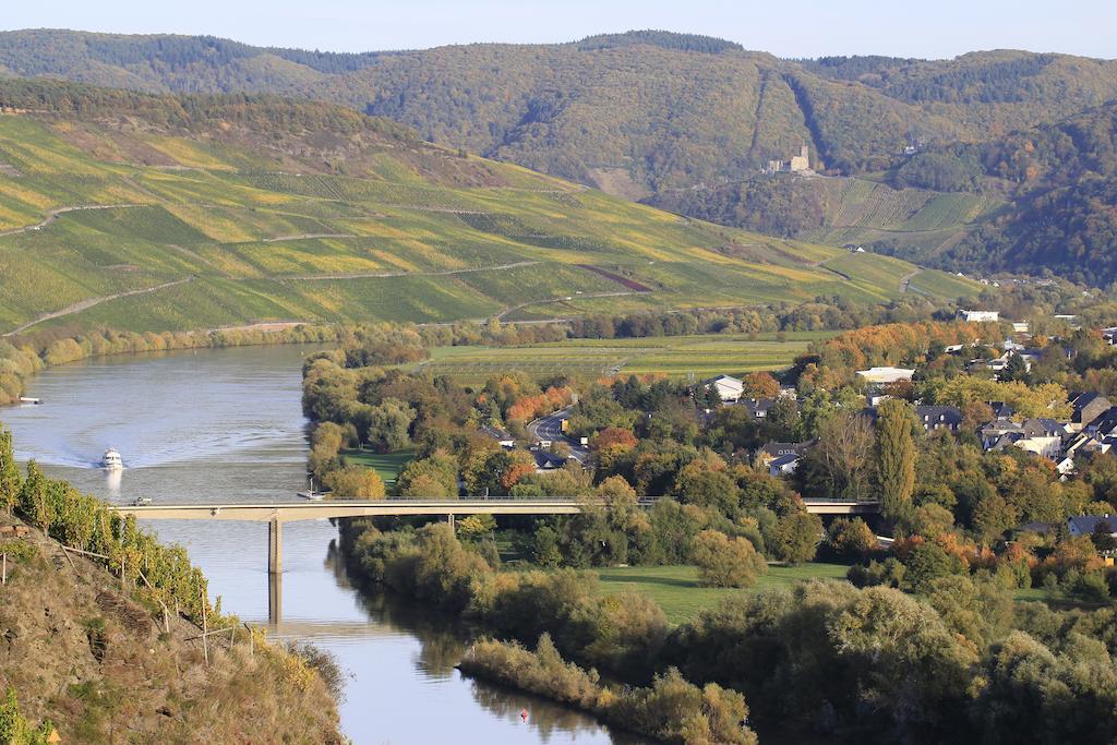 Hotel Zur Post Mulheim an der Mosel Esterno foto