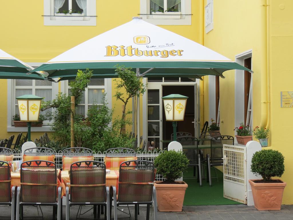 Hotel Zur Post Mulheim an der Mosel Esterno foto